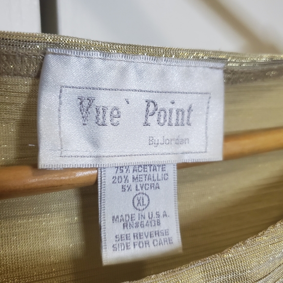 Vue Point XL  gold metallic sleeveless shirt - Picture 3 of 8